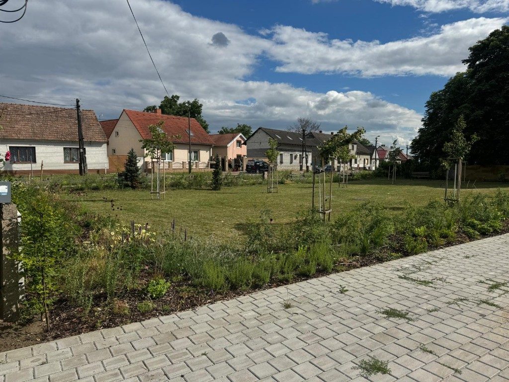 Hotový park Sekule
